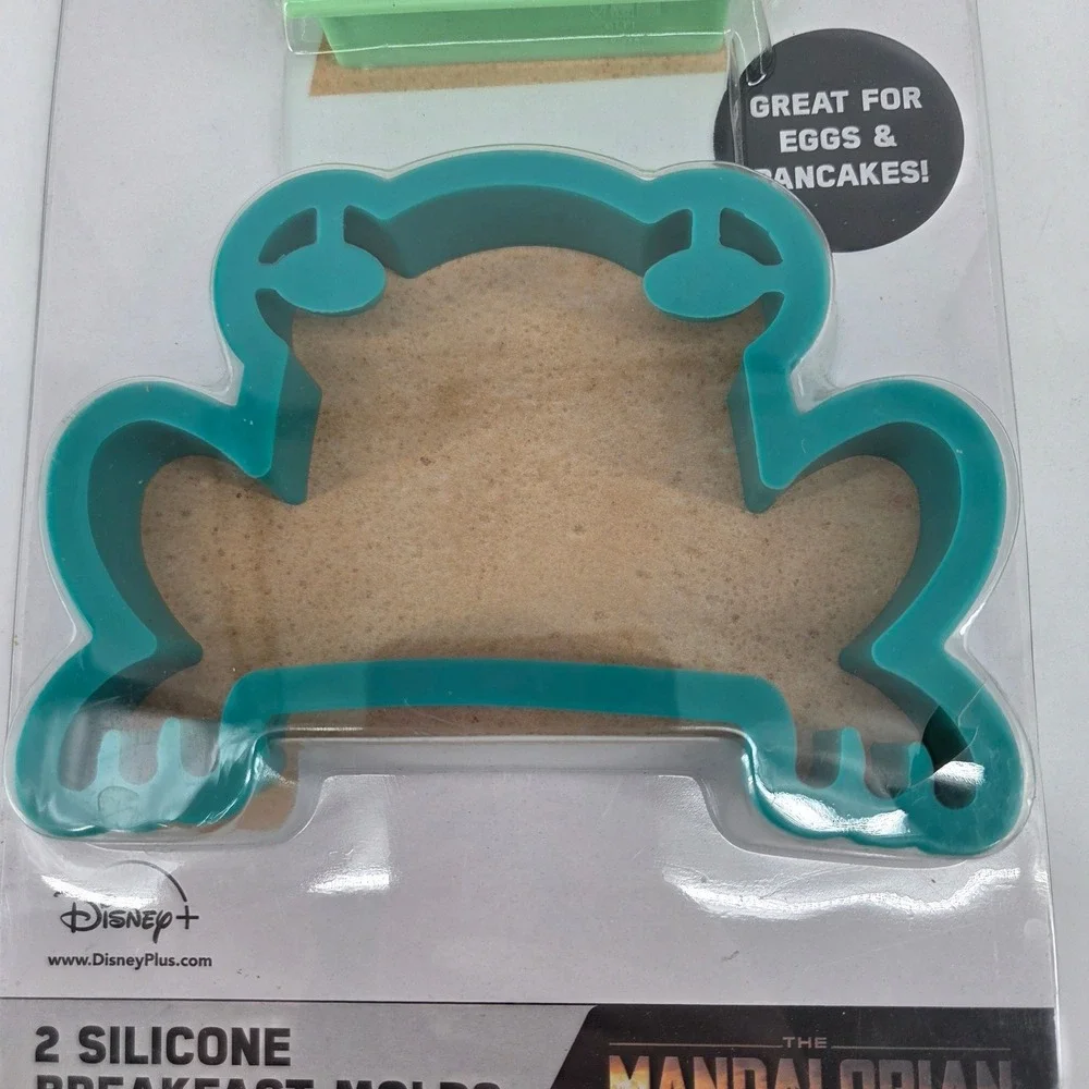 Star Wars The Mandalorian Grogu & Frog Silicone Breakfast Molds 2-Pack NEW